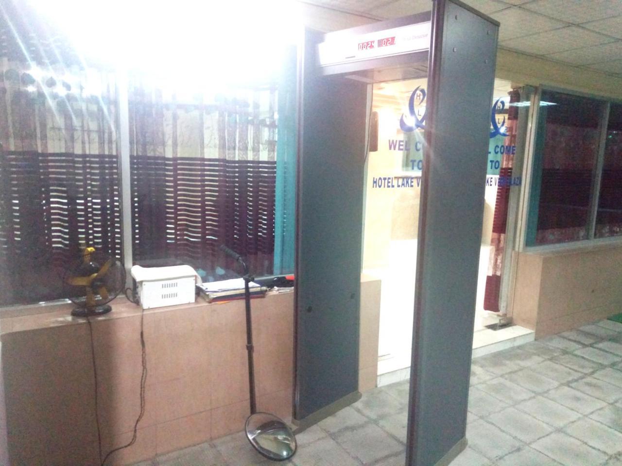 Hotel Lake View Plaza Dhaka Ngoại thất bức ảnh