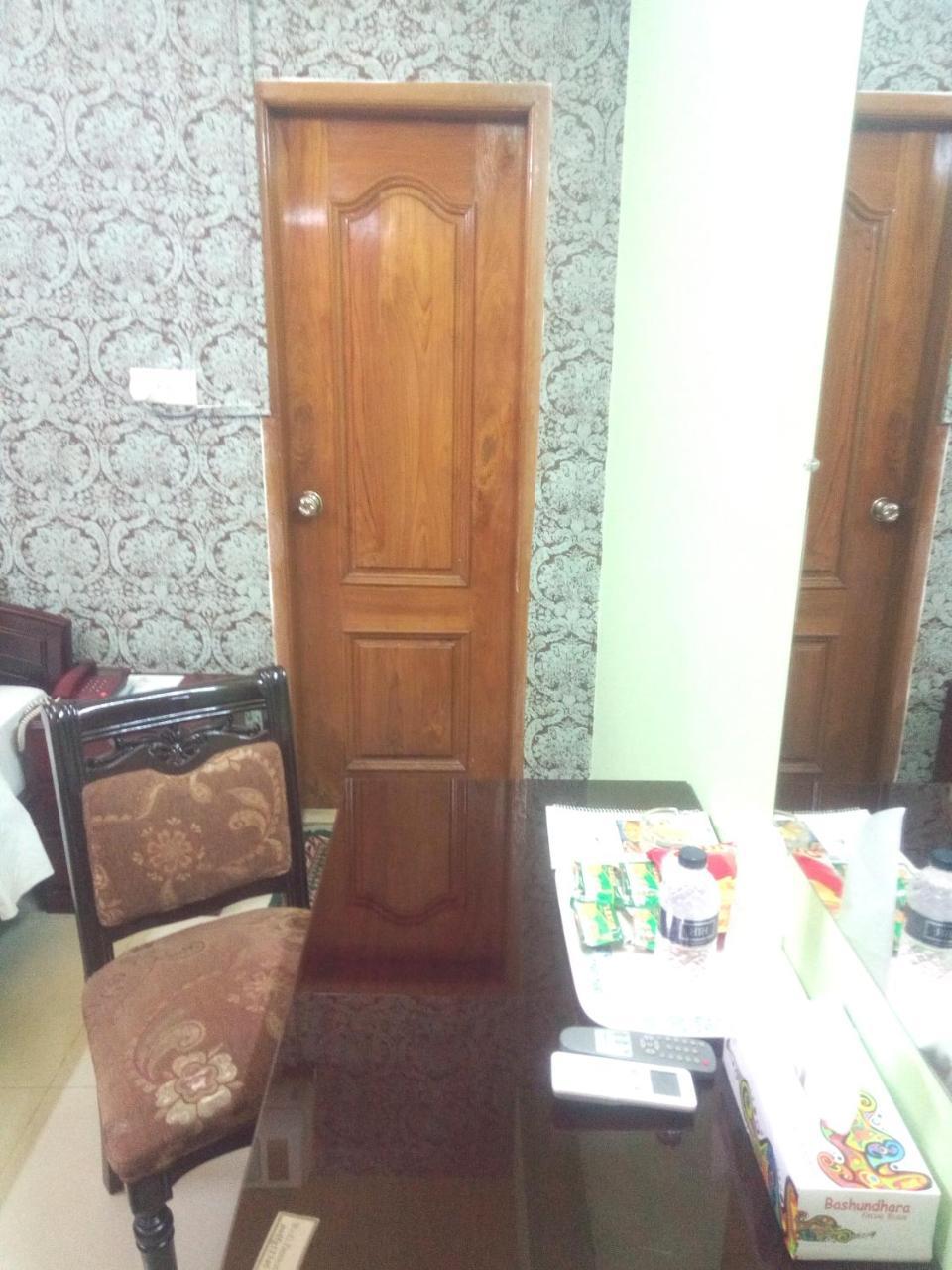 Hotel Lake View Plaza Dhaka Ngoại thất bức ảnh