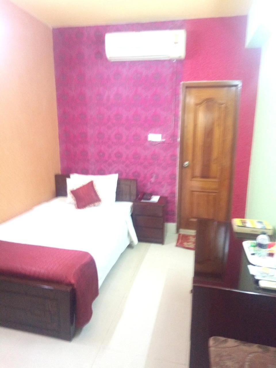 Hotel Lake View Plaza Dhaka Ngoại thất bức ảnh