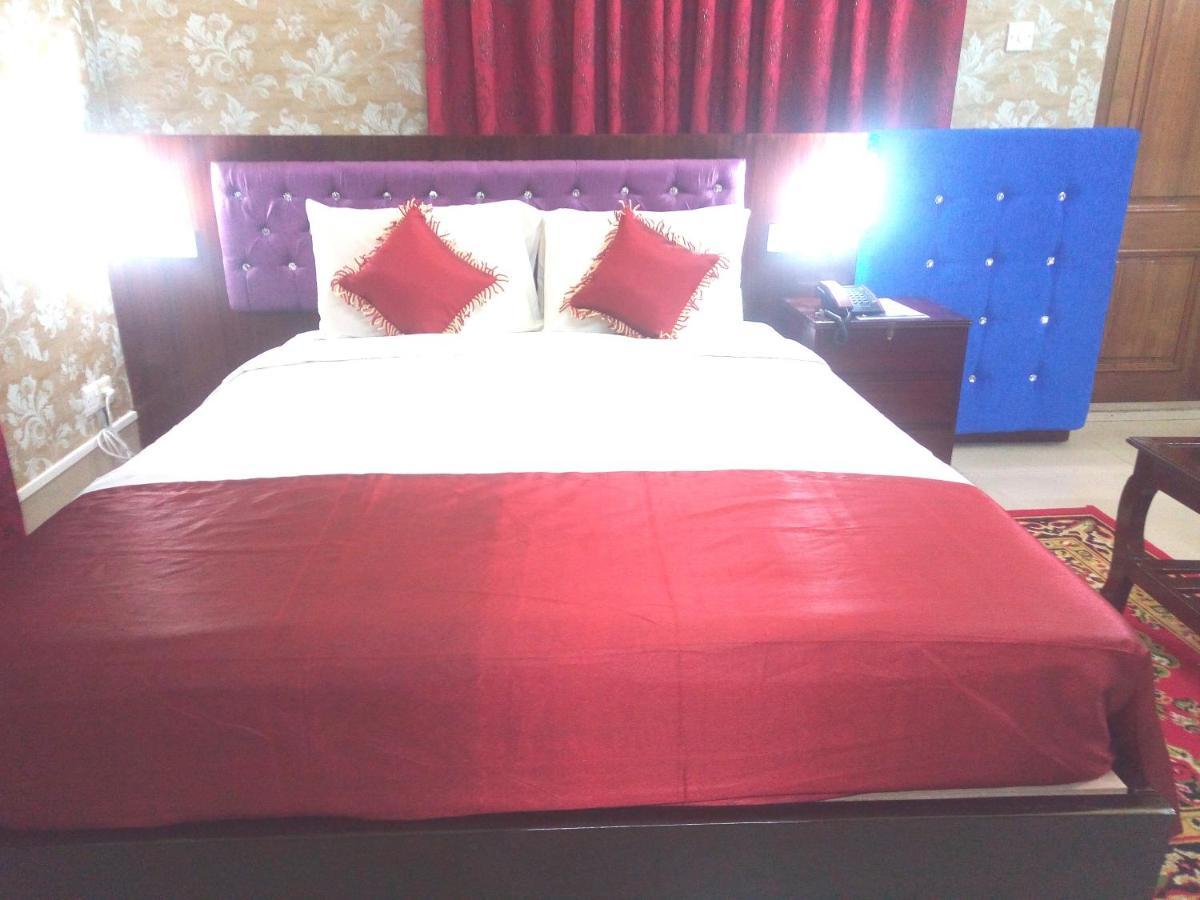 Hotel Lake View Plaza Dhaka Ngoại thất bức ảnh